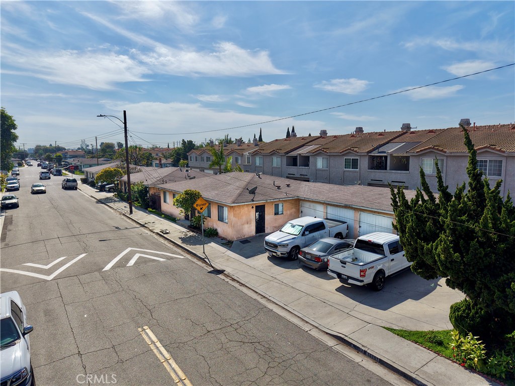 16101 Ansmith Ave