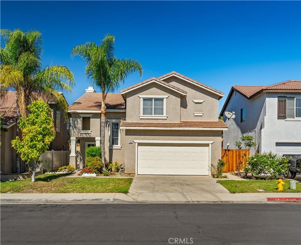 Photo of 1461 Goldeneagle Dr, Corona, CA 92879 (MLS # PW25243106)
