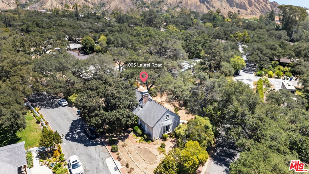 1005 Laurel Road