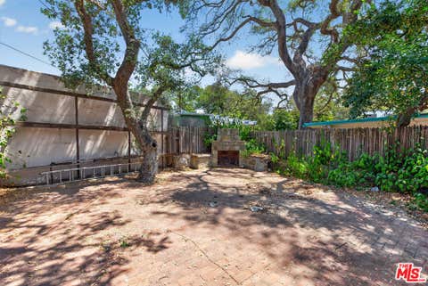 Tiny photo for 1005 Laurel Road, Santa Paula, CA 93060 (MLS # 26864107)