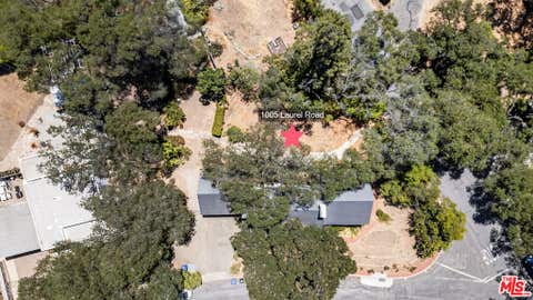 Photo of 1005 Laurel Road, Santa Paula, CA 93060 (MLS # 26864107)