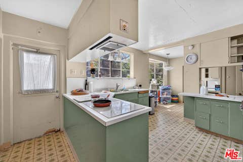 Tiny photo for 1005 Laurel Road, Santa Paula, CA 93060 (MLS # 26864107)