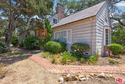 Tiny photo for 1005 Laurel Road, Santa Paula, CA 93060 (MLS # 26864107)