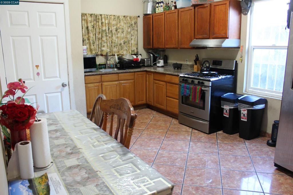 CENTRAL RICHMOND - Residential