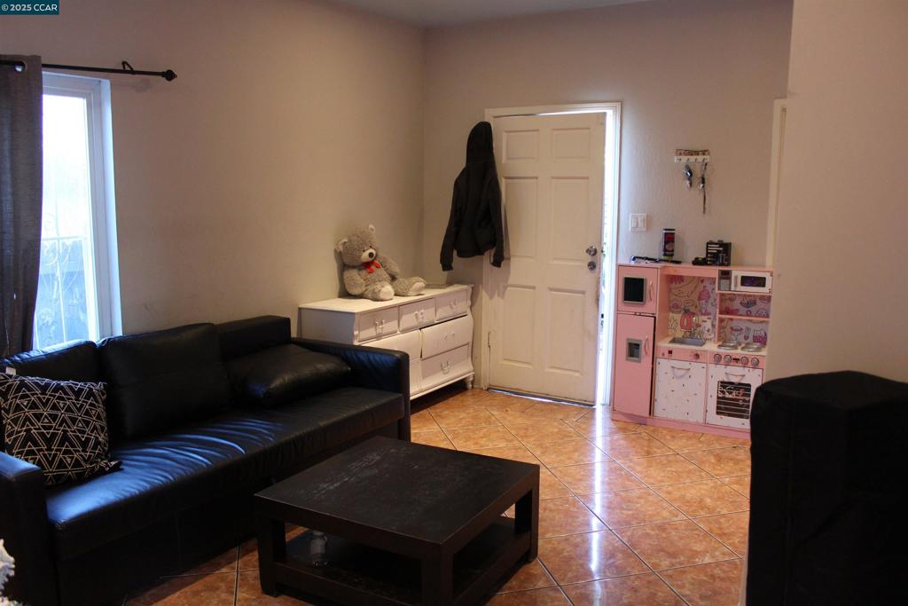 CENTRAL RICHMOND - Residential