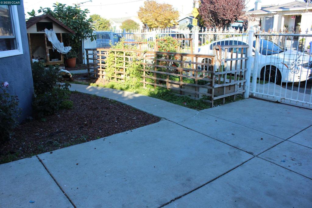 CENTRAL RICHMOND - Residential