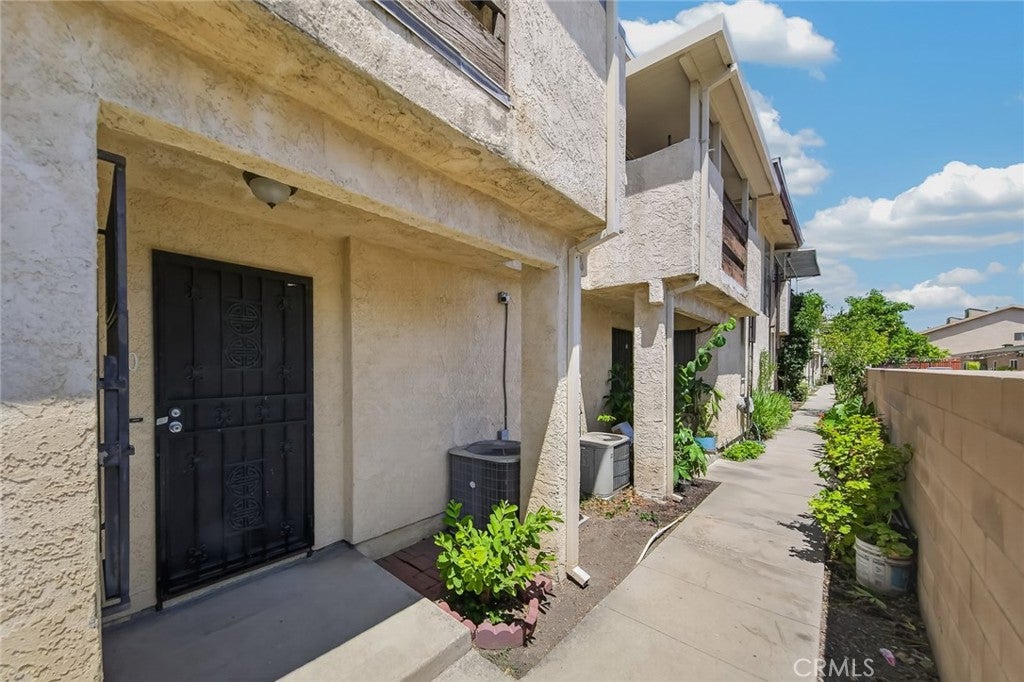 3708 Baldwin Ave 10