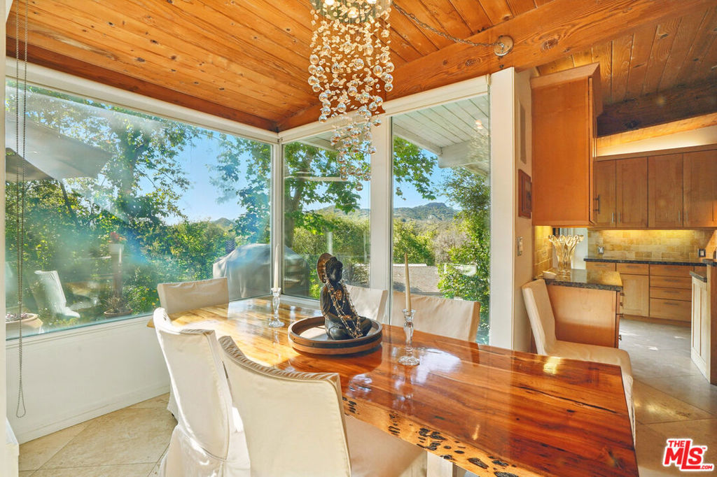 679 Wonder View Drive