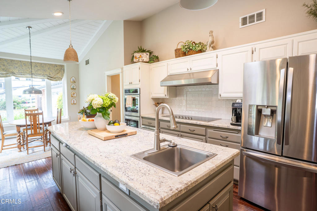 Camarillo, California, 93012, United States, 4 Bedrooms Bedrooms, ,3 BathroomsBathrooms,Residential,Active,2030955