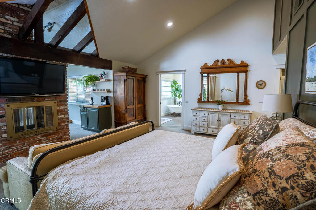 Camarillo, California, 93012, United States, 4 Bedrooms Bedrooms, ,3 BathroomsBathrooms,Residential,Active,2030955