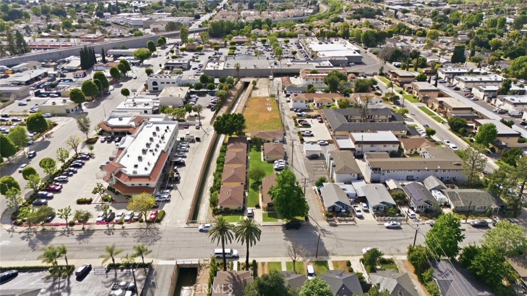 121 N Pennsylvania Avenue