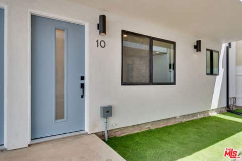 Photo of 926 N Spaulding Avenue #10, West Hollywood, CA 90046 (MLS # 26873735)