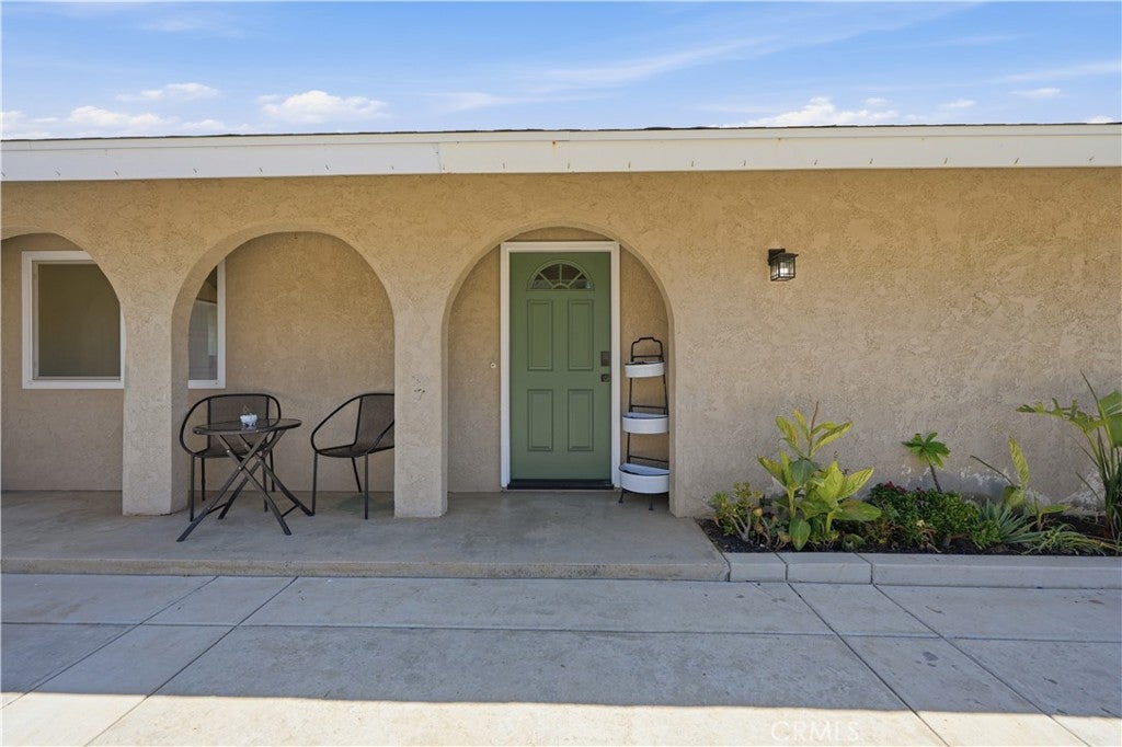 21280 Cielo Vista