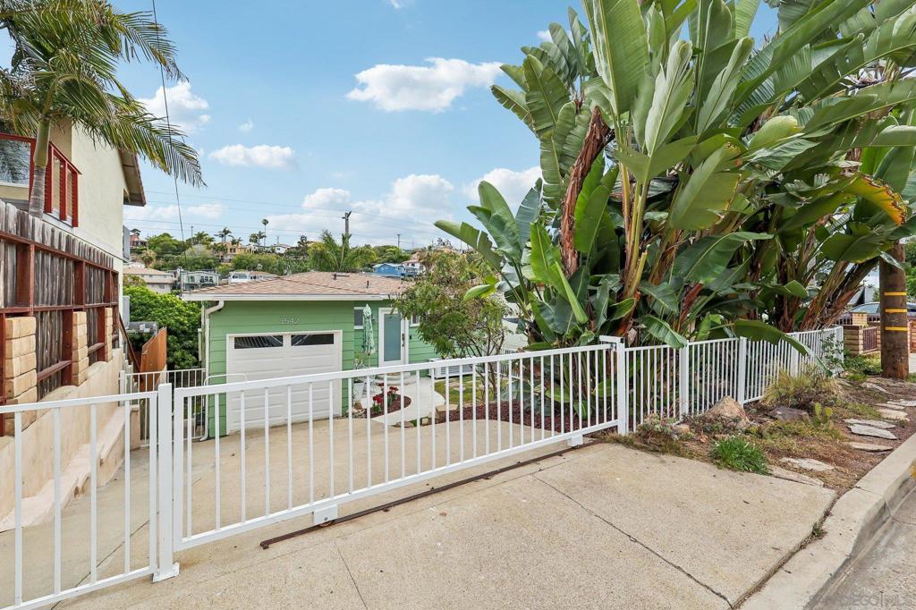 3542 Wawona Dr Dr