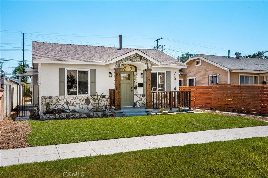 2514 Exposition Place