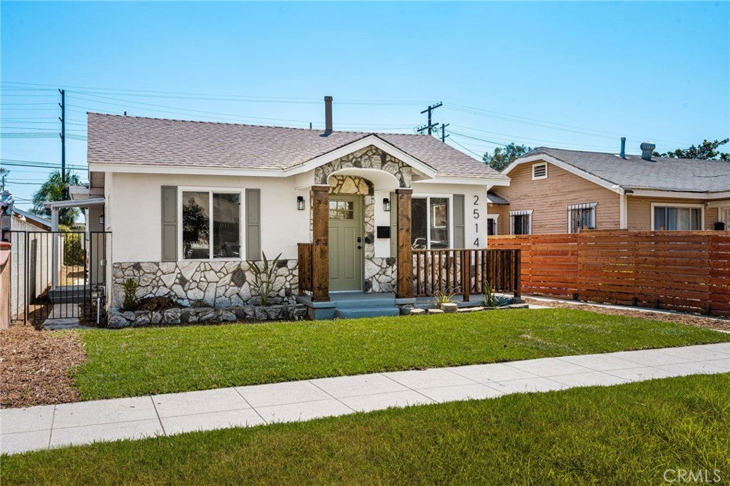 2514 Exposition Place