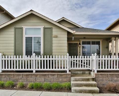 Photo of 12784 Rogge Village Loop, Salinas, CA 93906 (MLS # ML82046027)
