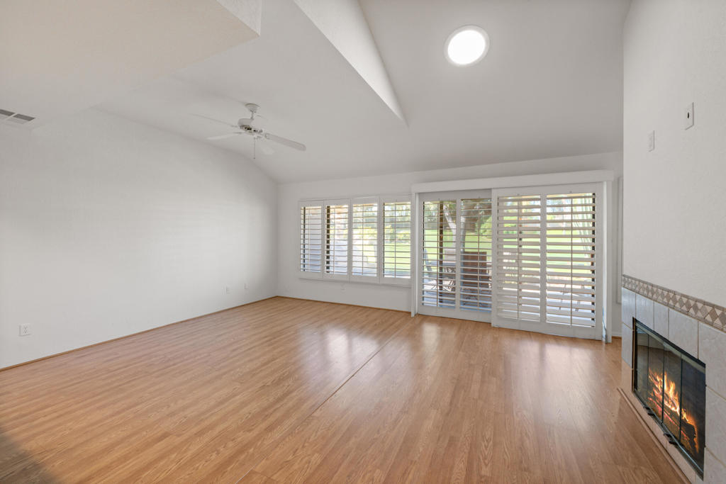 Woodhaven Country Cl - Residential