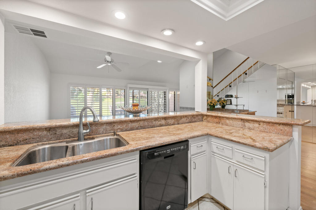 Woodhaven Country Cl - Residential