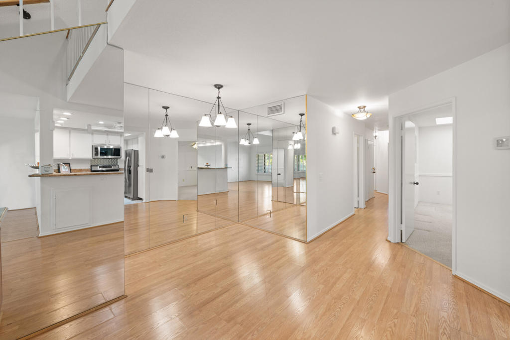 Woodhaven Country Cl - Residential