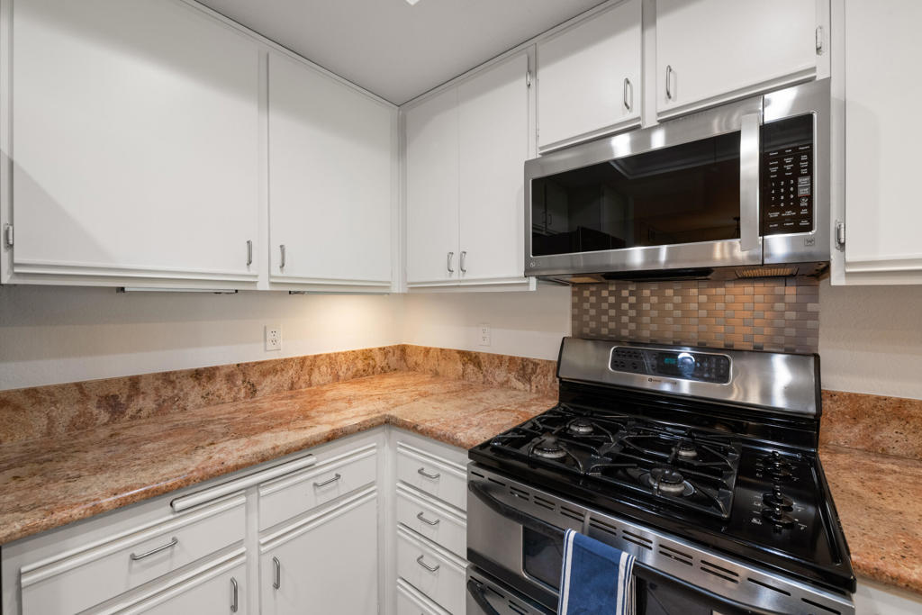 Woodhaven Country Cl - Residential