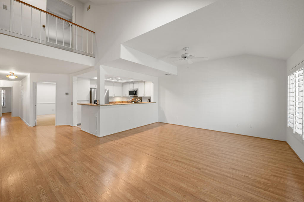 Woodhaven Country Cl - Residential