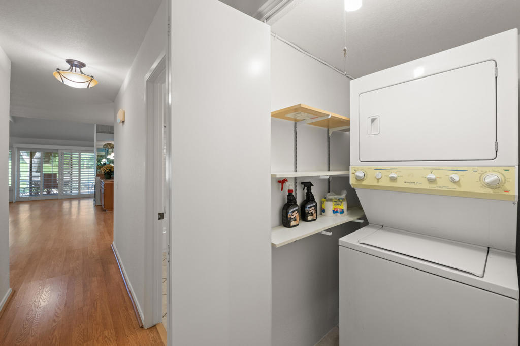 Woodhaven Country Cl - Residential