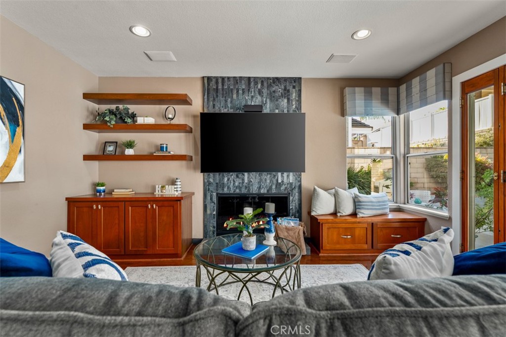 Fairmont Terrace (FRTR) - Residential