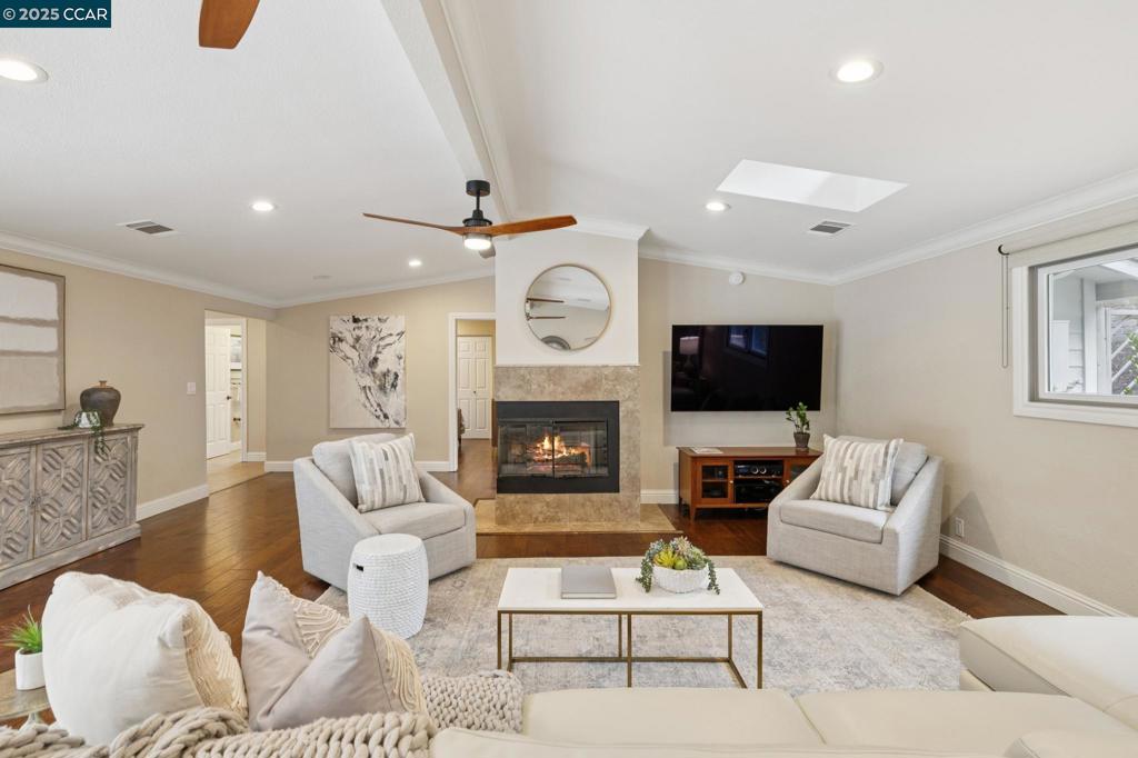 WEST SIDE ALAMO - Residential