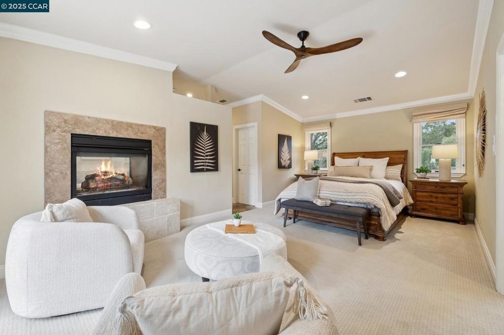 WEST SIDE ALAMO - Residential