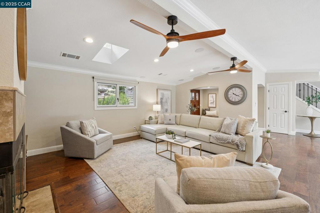 WEST SIDE ALAMO - Residential