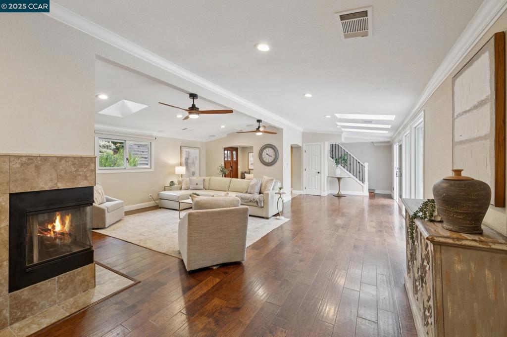 WEST SIDE ALAMO - Residential