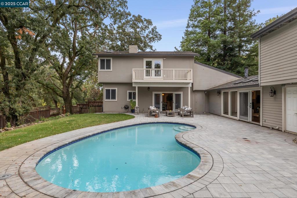 WEST SIDE ALAMO - Residential