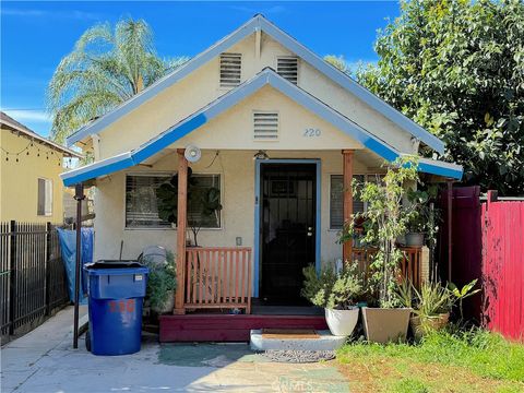 Photo of 220 E Avenue 38 Ave, Los Angeles, CA 90031 (MLS # RS26056225)