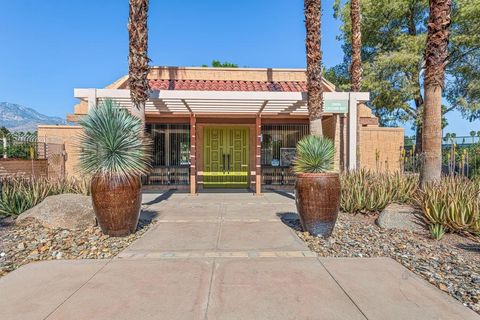 Tiny photo for 5834 Los Coyotes Drive, Palm Springs, CA 92264 (MLS # 219145506PS)