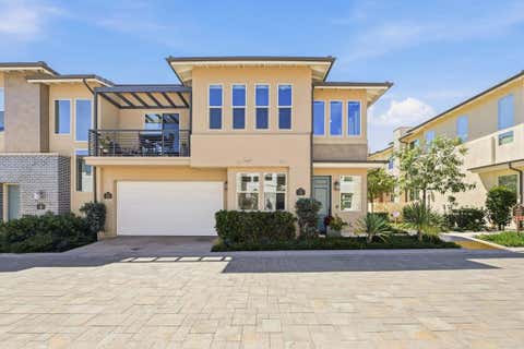 Photo of 16750 Coyote Bush Drive #11, San Diego, CA 92127 (MLS # NDP2607452)