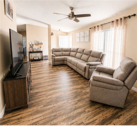 989 Bettina San Jacinto CA 92582