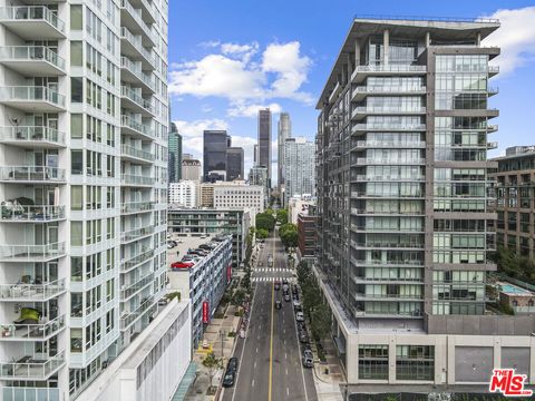 Photo of 1100 S Hope Street #815, Los Angeles, CA 90015 (MLS # 25619871)