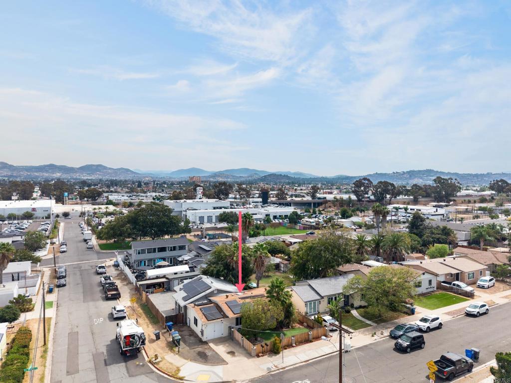 547 El Monte Road