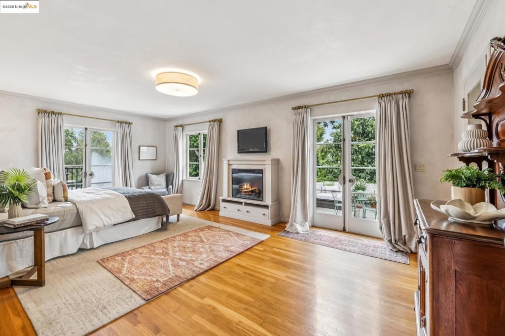 CLAREMONT - Residential