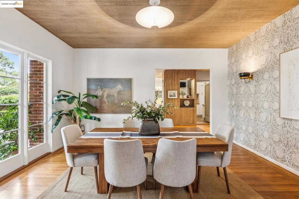 CLAREMONT - Residential