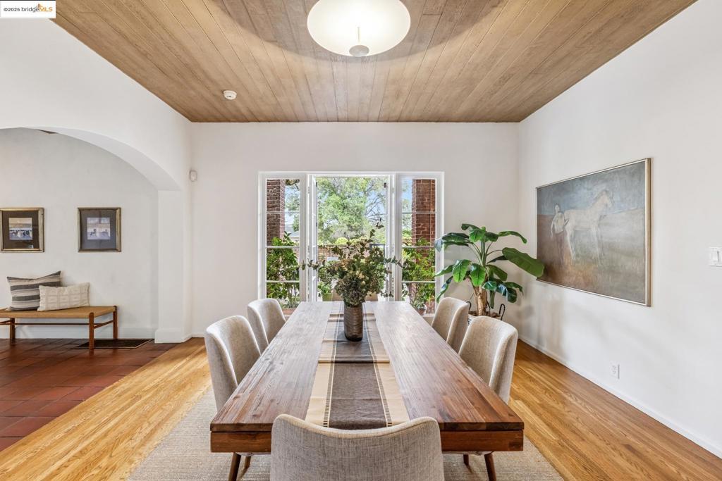 CLAREMONT - Residential