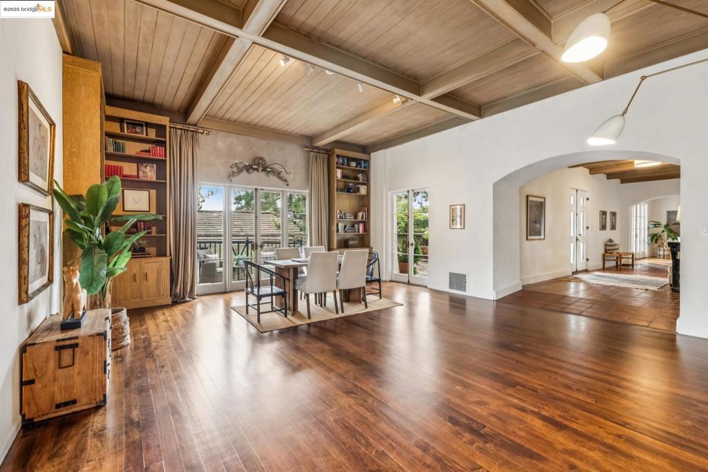 CLAREMONT - Residential