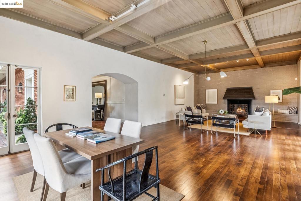 CLAREMONT - Residential