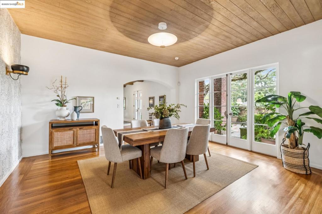 CLAREMONT - Residential