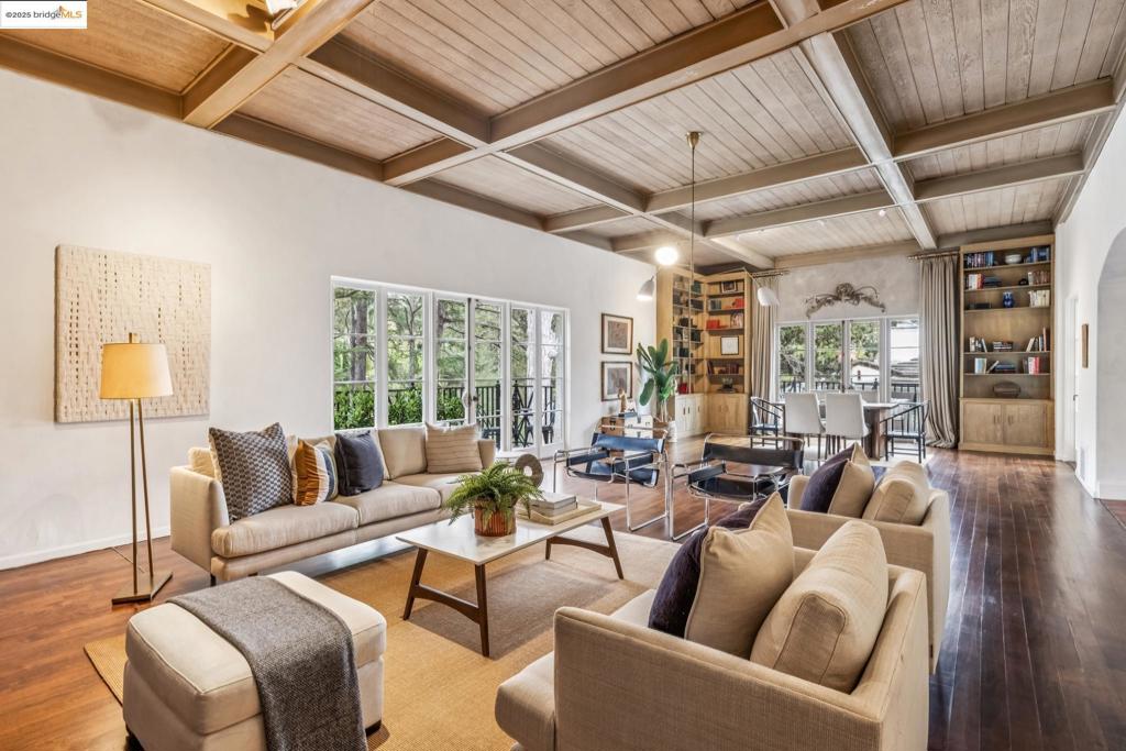 CLAREMONT - Residential