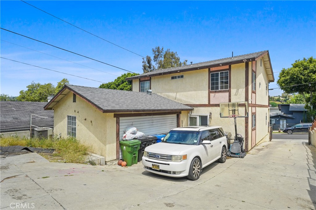 Properties 2 4960 4962 Gambier Street