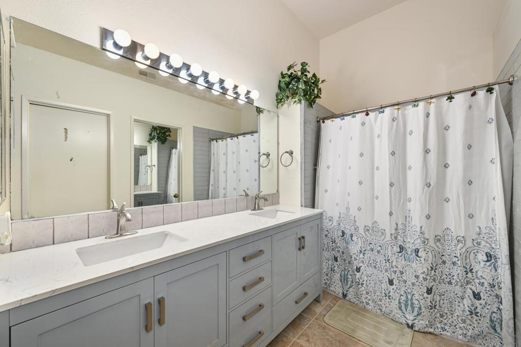 Mira Mesa - Residential