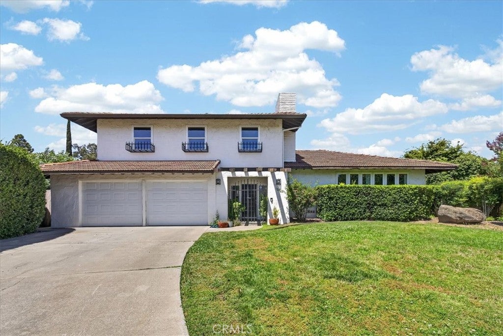 3 Pinecrest