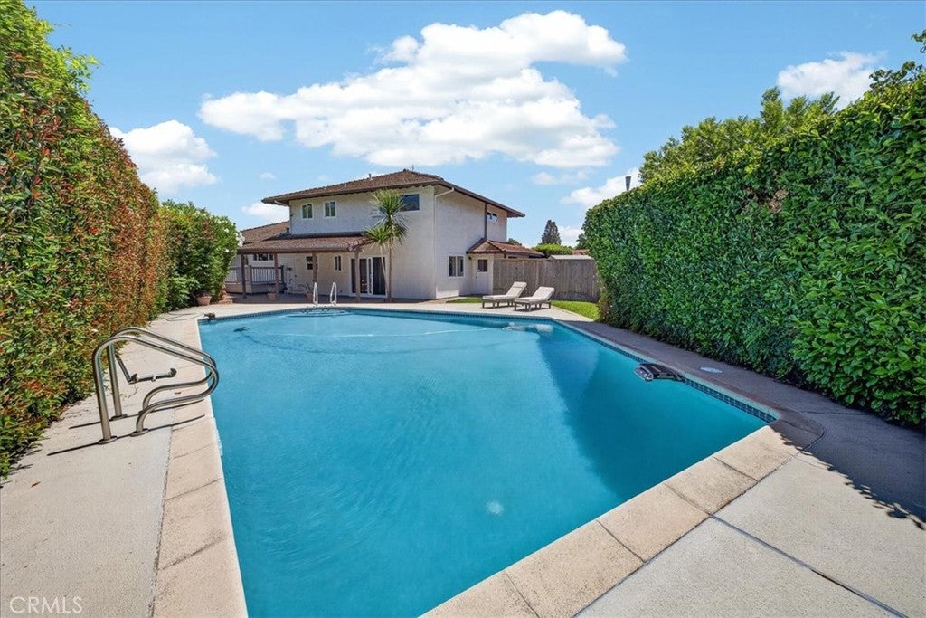 3 Pinecrest